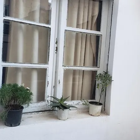 Oakland Hostel Tirana