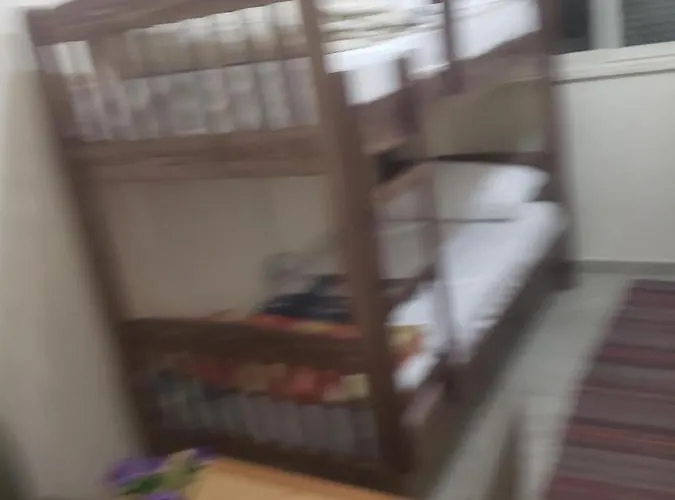 Hostel Oakland Tirana