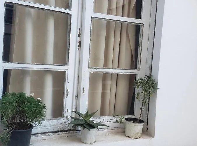 Oakland Hostel Tirana